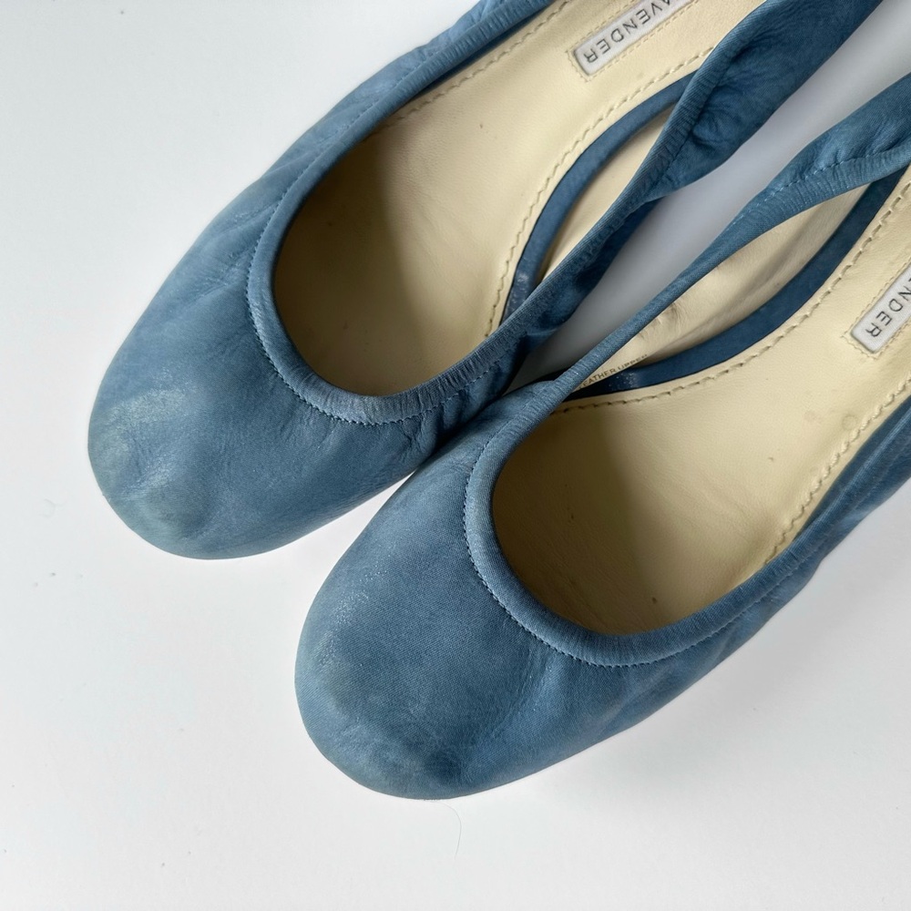Vera Wang Lavendar Label Leather Ballet Flats in Blue Shimmer Size 8 - Picture 6 of 16